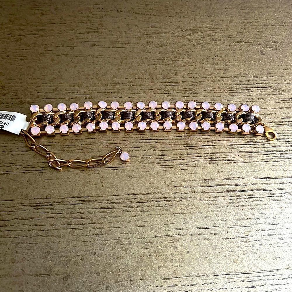Pink stone bracelet 💕